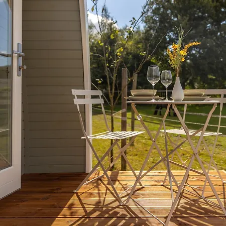 Campingplatz De Verpozing - Vakantiehuisjes Milsbeek