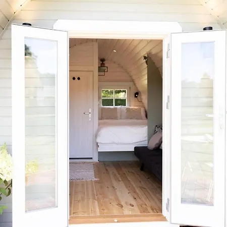 De Verpozing - Vakantiehuisjes Campingplatz Milsbeek