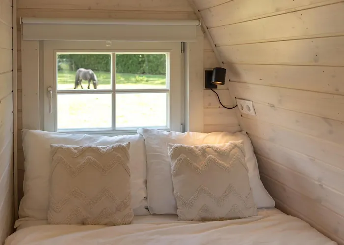 De Verpozing - Vakantiehuisjes Camping