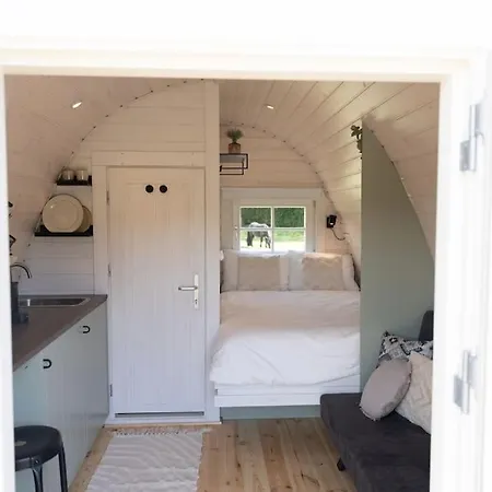 Camping De Verpozing - Vakantiehuisjes *