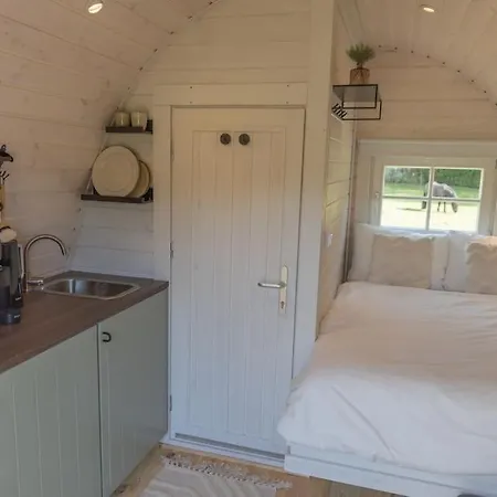 Camping De Verpozing - Vakantiehuisjes